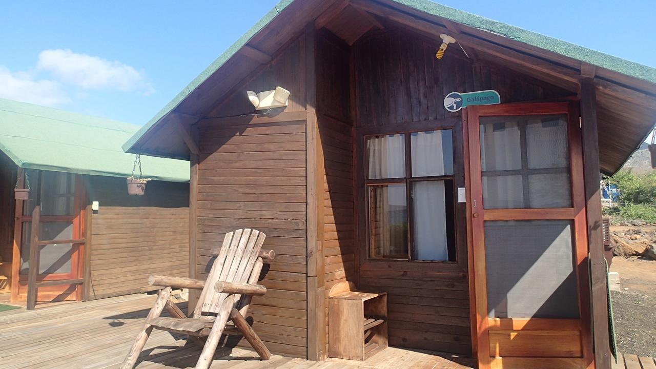 Floreana Lava Lodge Puerto Velasco Ibarra Exterior foto